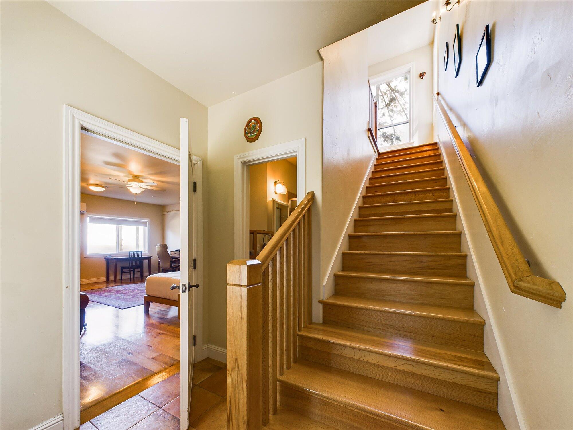 737 Beach Road Whitethorn, CA 95589 - Photo 12 of 67