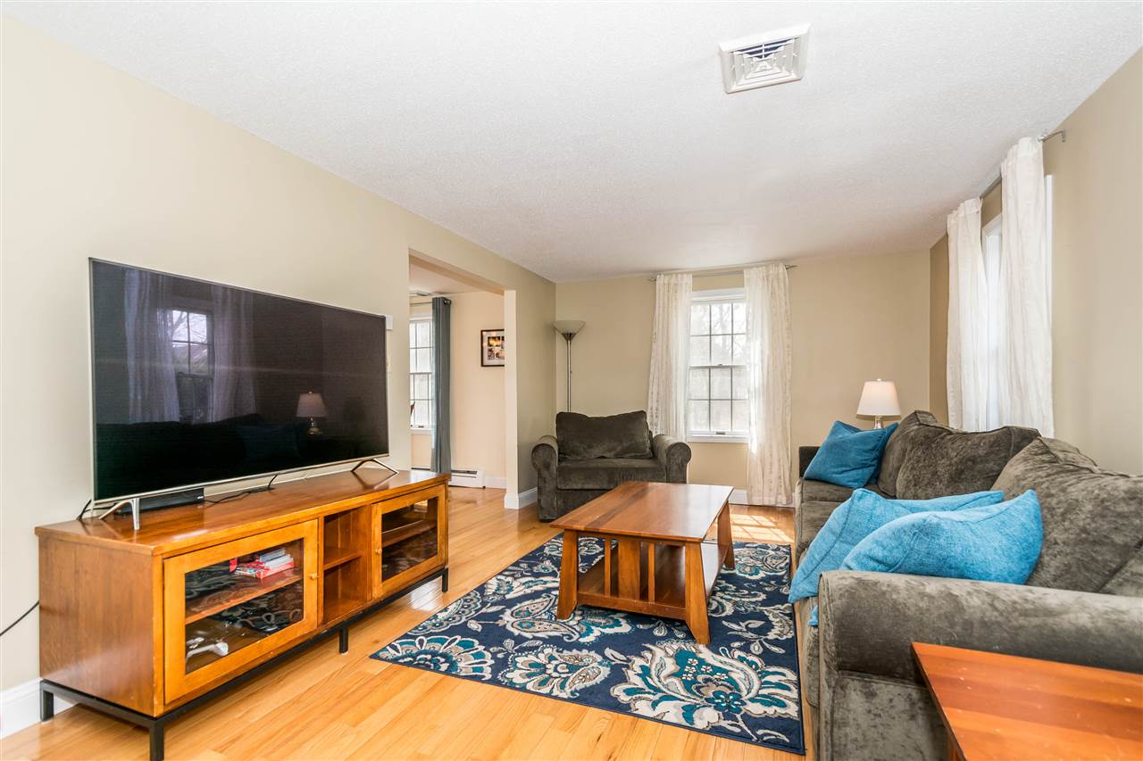 200 Stage Road Hampstead, NH 03841 - Photo 11 of 33 Gallery Image 11