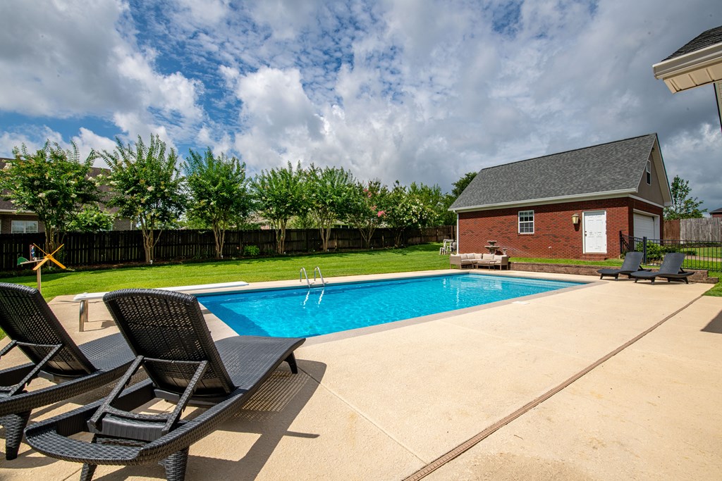 108 Frisco Lane Enterprise, AL 36330 - Photo 47 of 52