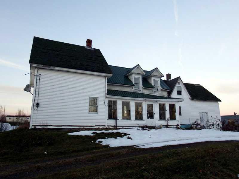 233 Moose Brook Road Houlton, ME 04730 - Photo 12 of 29 Exterior Side View.