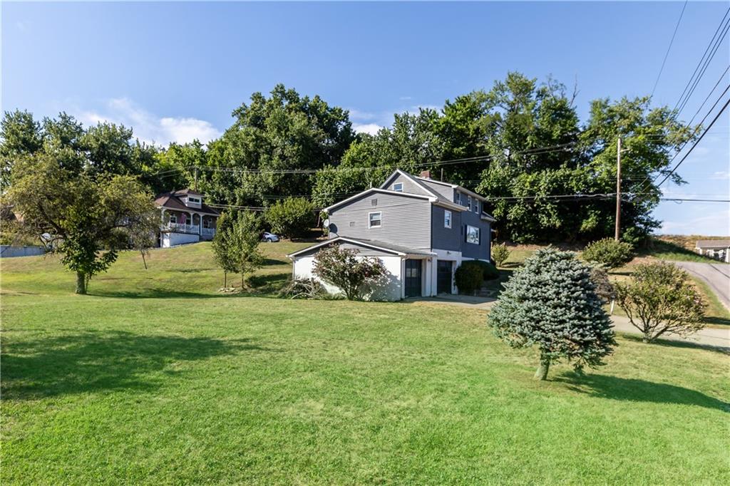 5575 Aiken Road McKees Rocks, PA 15136 - Photo 29 of 33 an aerial view of a house