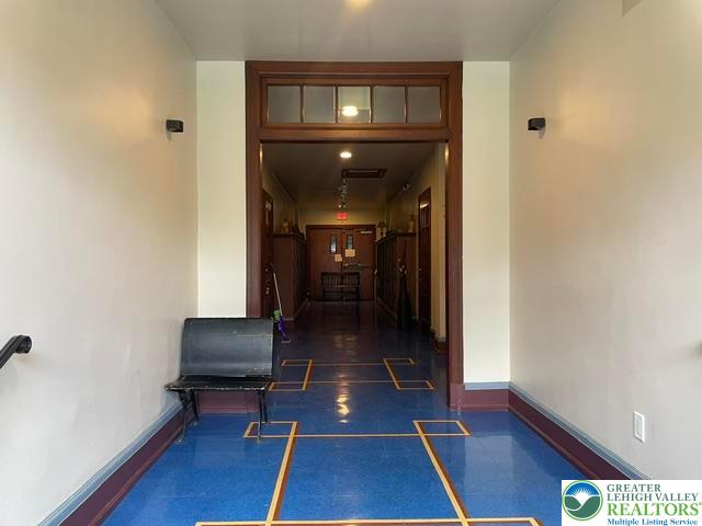 5093 Vera Cruz Road North Emmaus, PA 18049 - Photo 6 of 47 Foyer