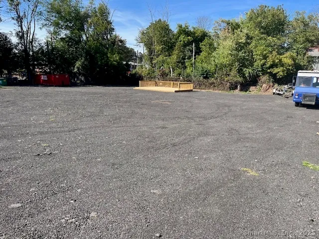 $179,900 | 246 Pratt Street, Meriden, CT 06450