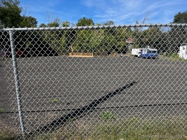 $179,900 | 246 Pratt Street, Meriden, CT 06450