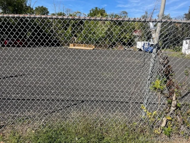 $179,900 | 246 Pratt Street, Meriden, CT 06450