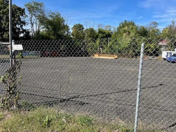 $169,900 | 246 Pratt Street, Meriden, CT 06450