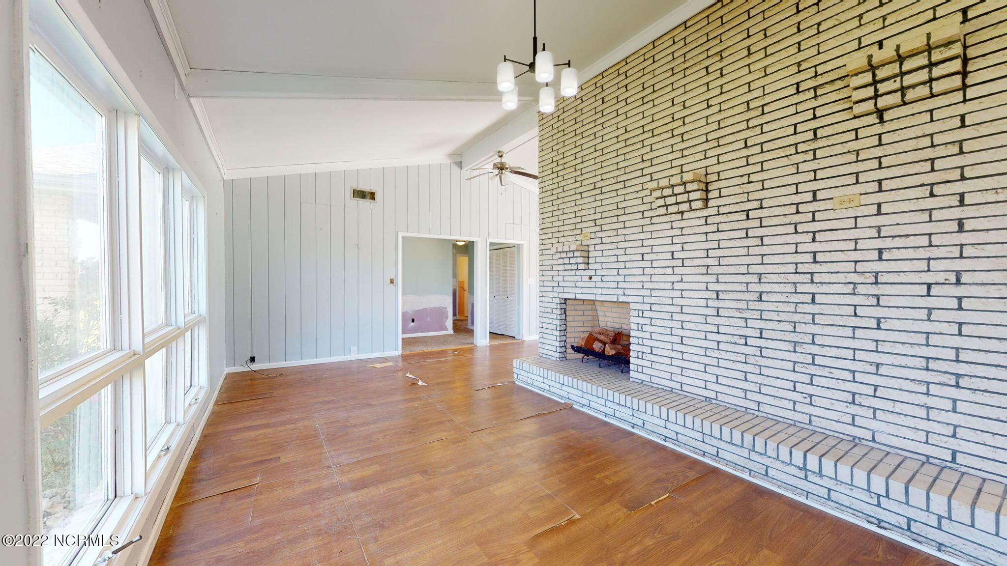 412 Margaret Road Beaufort, NC 28516 - Photo 26 of 53 Living Room