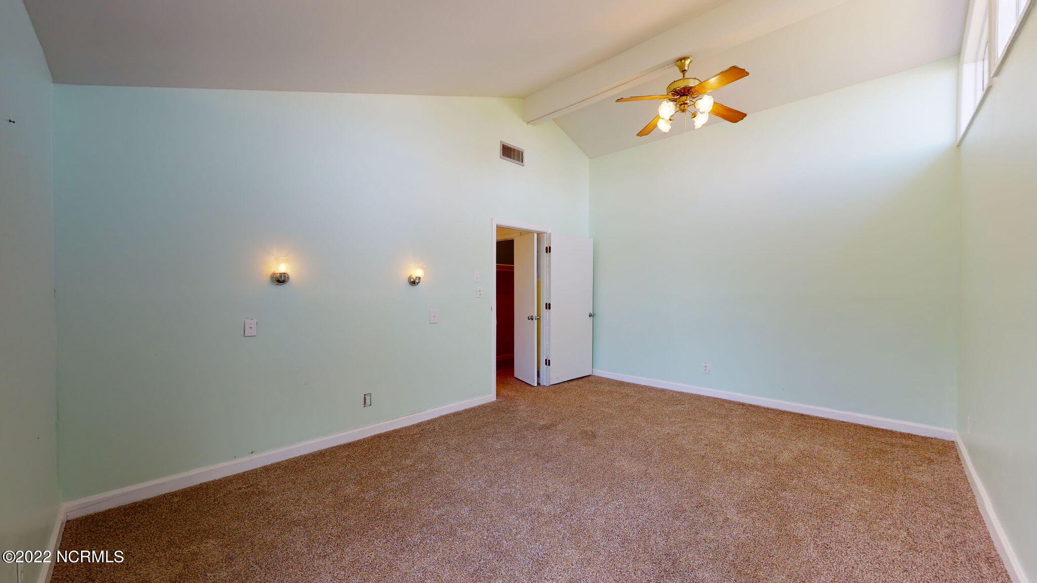 412 Margaret Road Beaufort, NC 28516 - Photo 37 of 53 Master BR