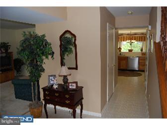 23 Springcress Drive Delran, NJ 08075 - Photo 2 of 9 Gallery Image 2