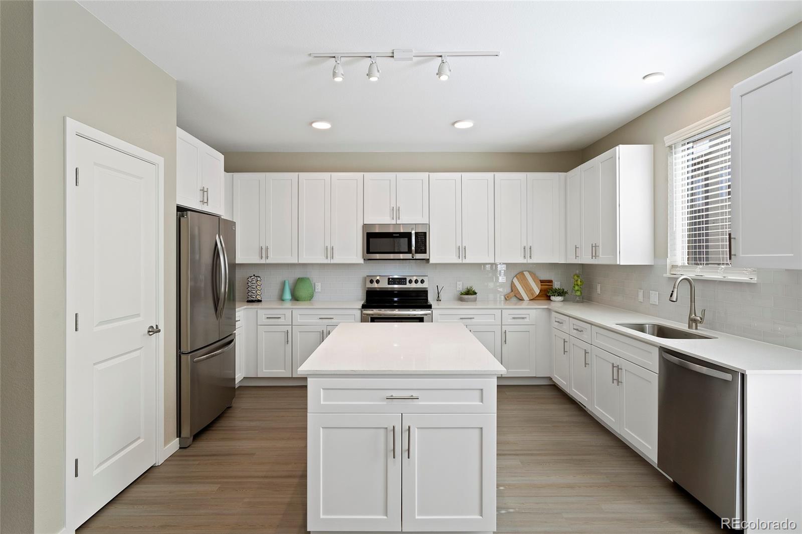 1850 South Quebec Way, Unit 419 Denver, CO 80231 - Photo 9 of 29