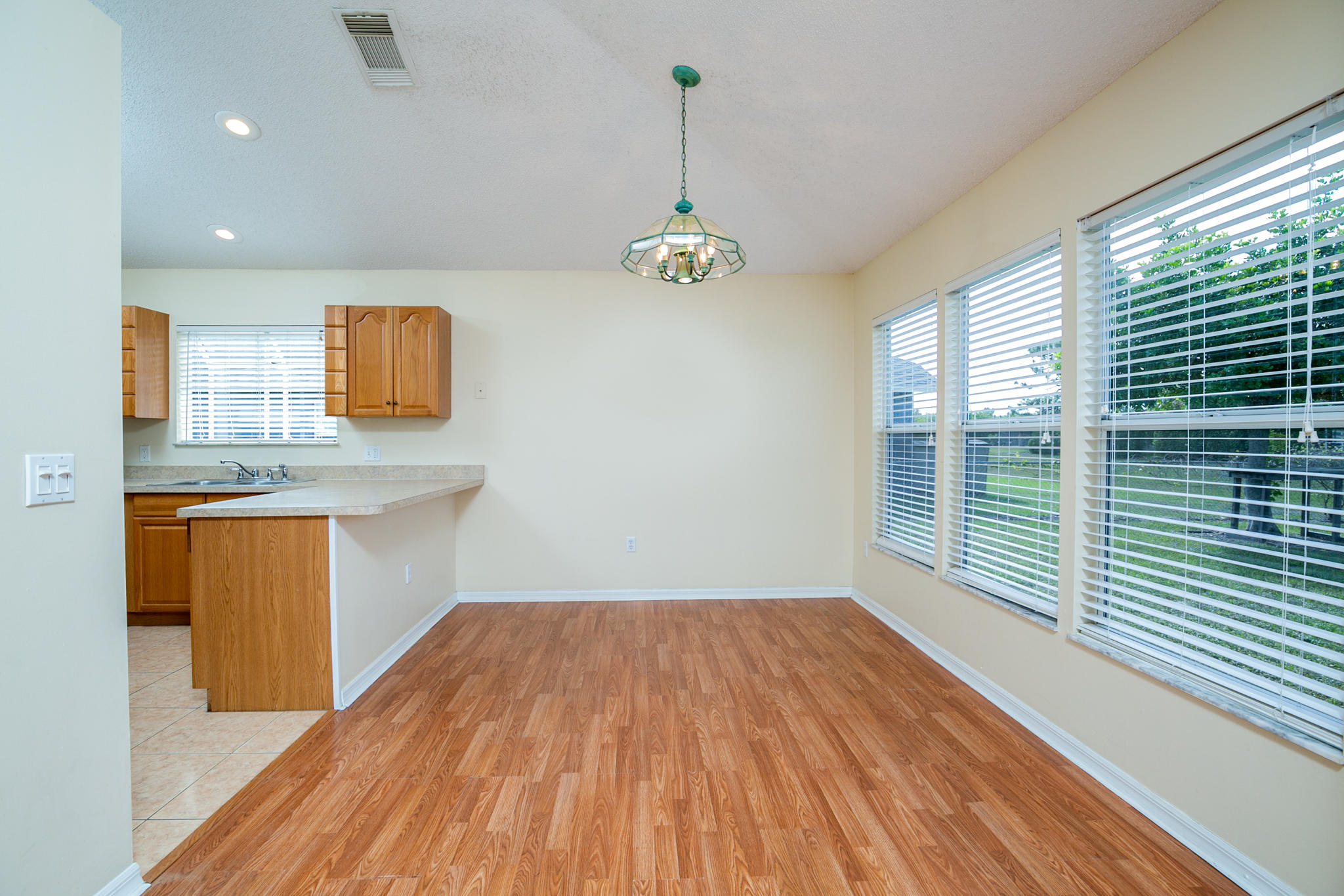 4652 Southwest Paley Road Port St. Lucie, FL 34953 - Photo 11 of 25 4752Paley-11