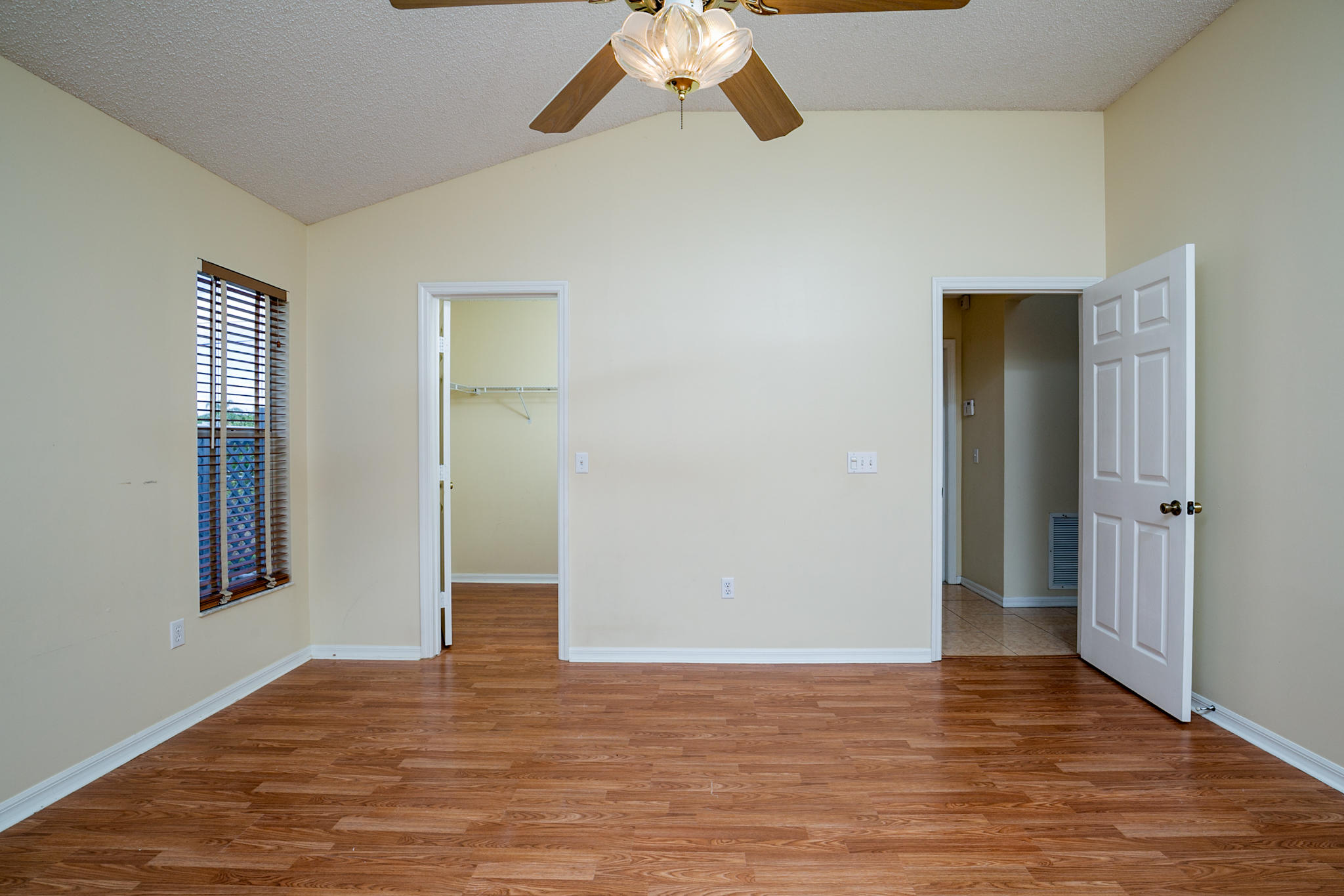 4652 Southwest Paley Road Port St. Lucie, FL 34953 - Photo 16 of 25 4752Paley-16