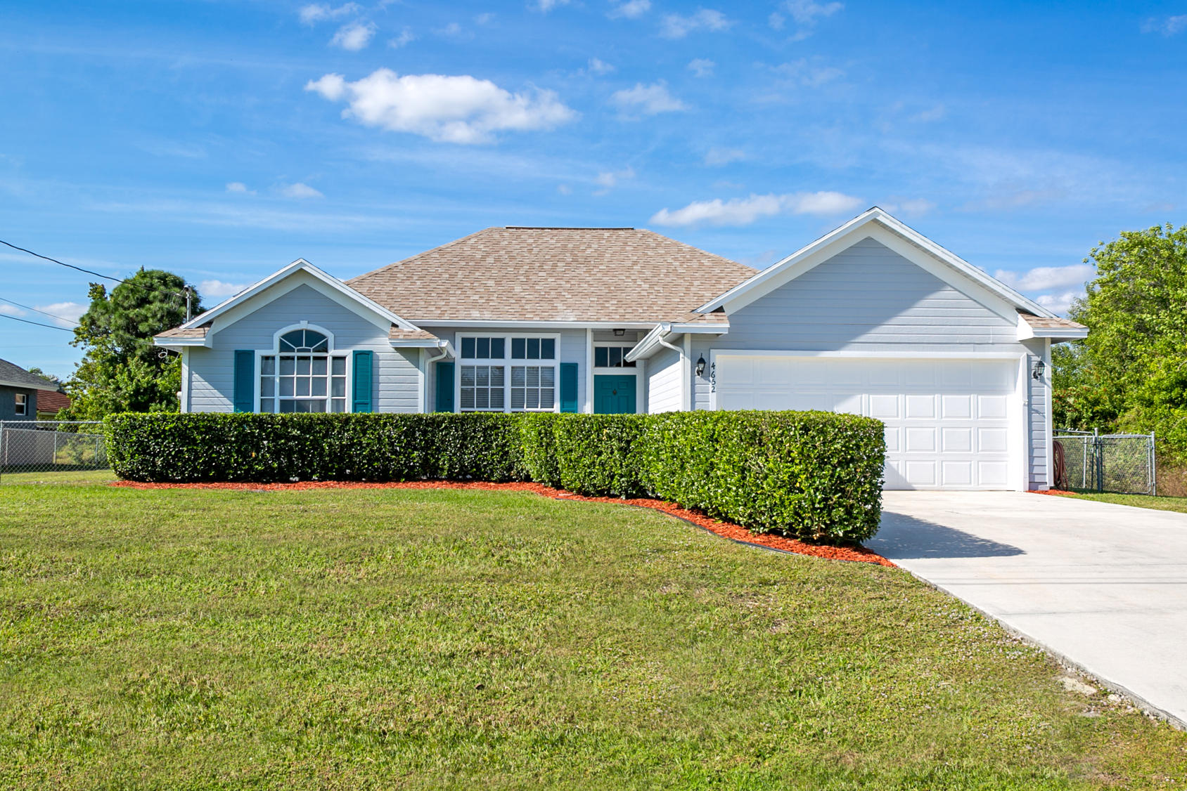 4652 Southwest Paley Road Port St. Lucie, FL 34953 - Photo 2 of 25 Front (1)