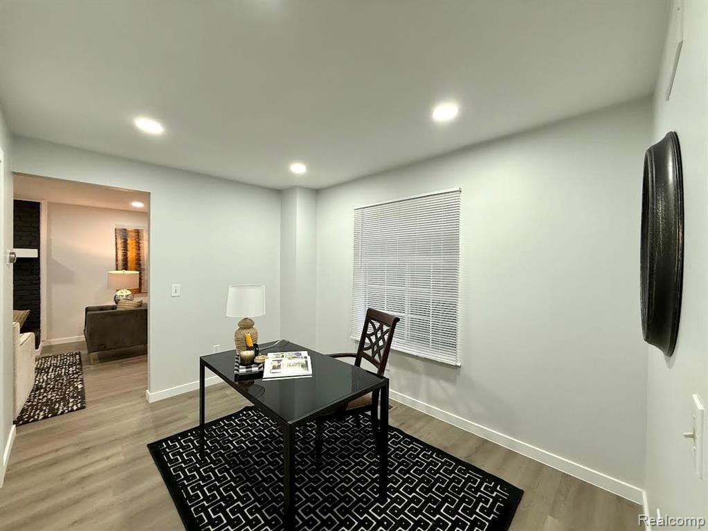92 Foxboro Drive Rochester Hills, MI 48309 - Photo 15 of 57