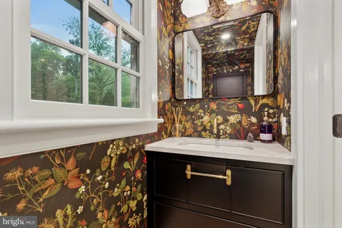 a view of washer and dryer