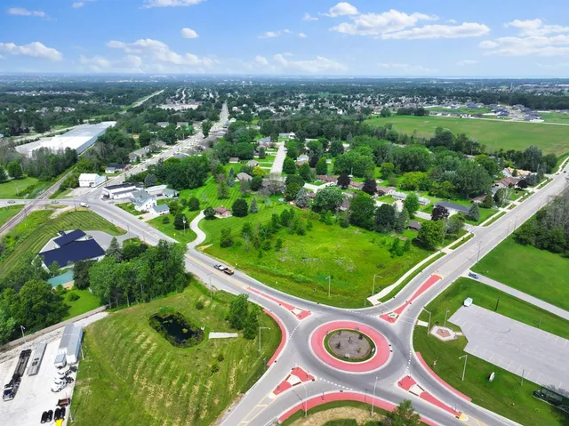 $169,900 | 29 St Green, Unit 2, Green Bay, WI 54311