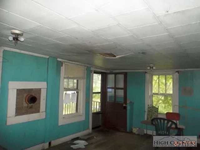2522 Big Windfall Road Lansing, NC 28643 - Photo 5 of 6