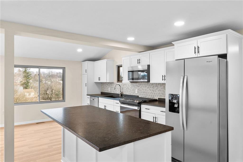 26 Seneca Road Pittsburgh, PA 15241 - Photo 7 of 49 Gallery Image 7
