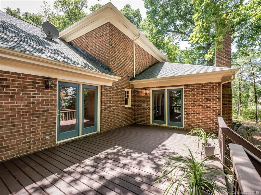 299 South Downs Way Fort Mill, SC 29708 - Photo 40 of 45 a view of a house with a porch and furniture