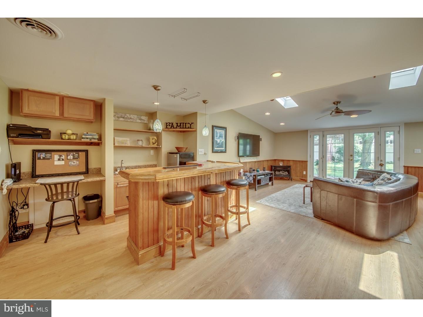 606 Scott Lane Wallingford, PA 19086 - Photo 9 of 24 Gallery Image 9