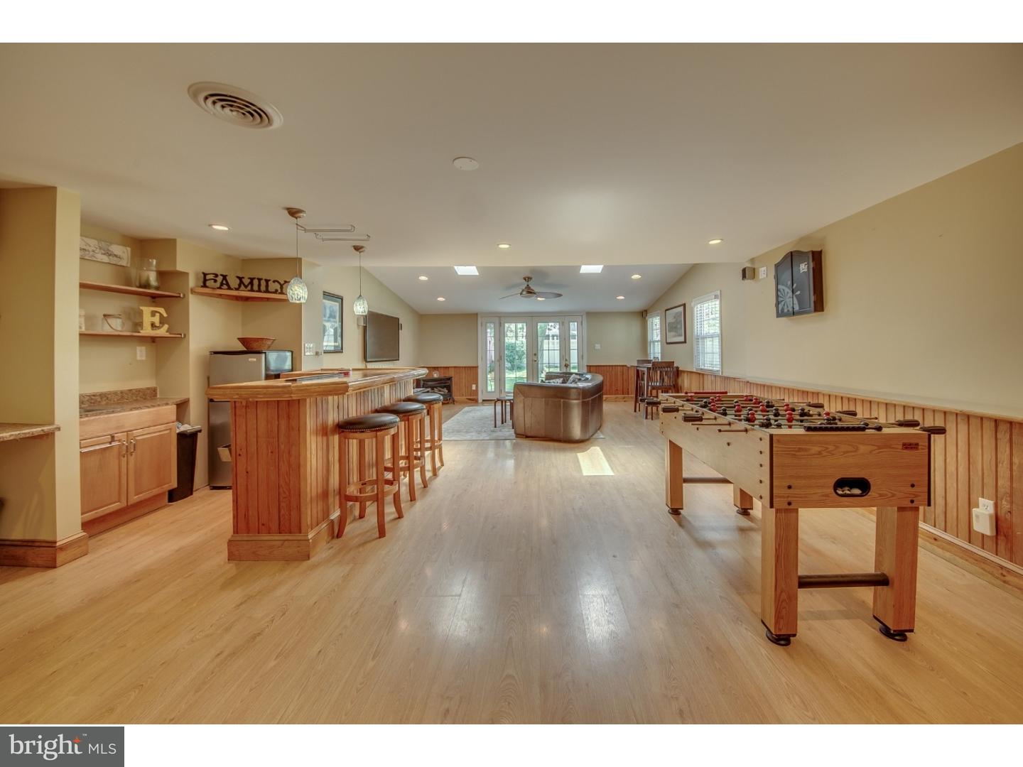 606 Scott Lane Wallingford, PA 19086 - Photo 10 of 24 Gallery Image 10