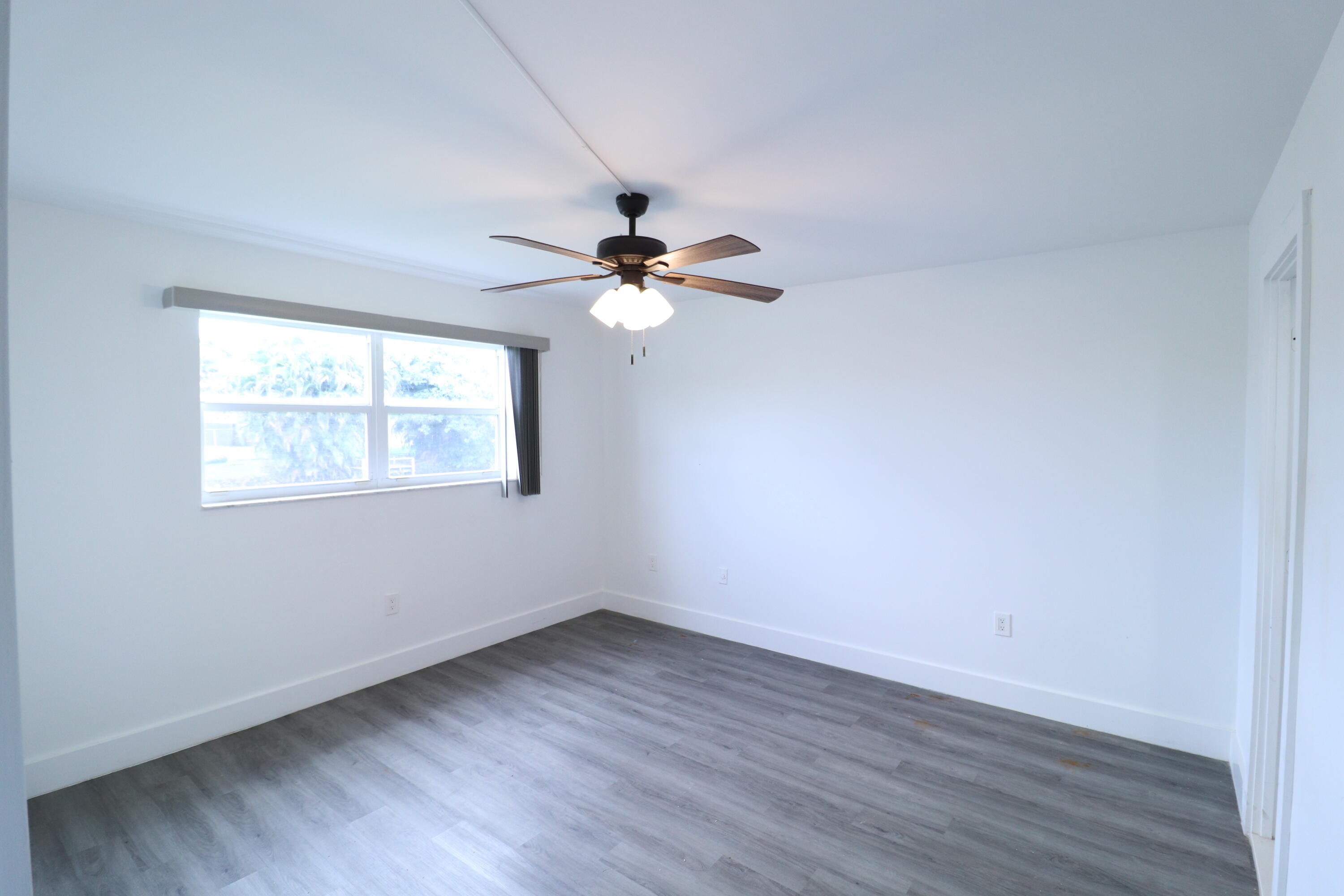 2900 North Pine Island Road, Unit 102 Sunrise, FL 33322 - Photo 14 of 35 IMG_3721