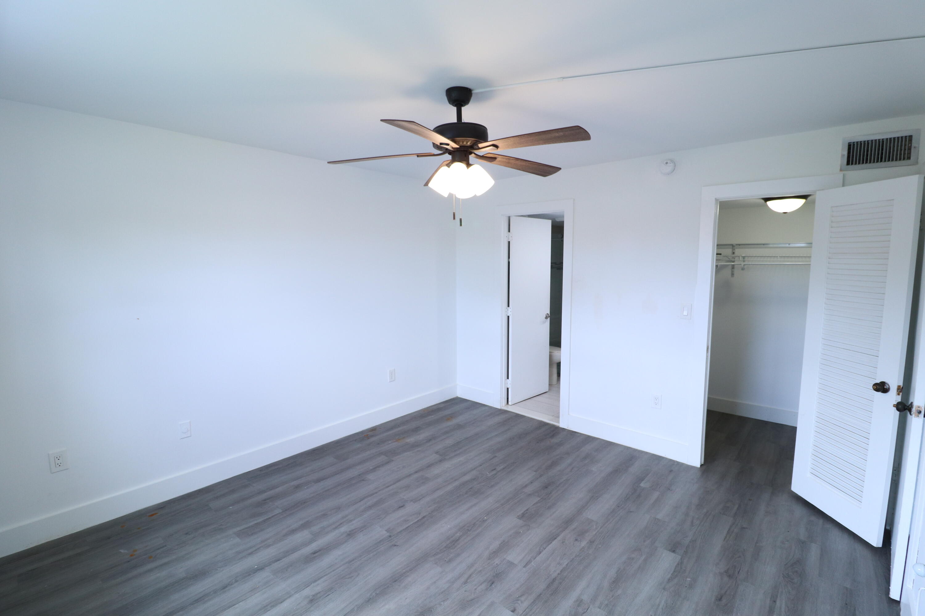 2900 North Pine Island Road, Unit 102 Sunrise, FL 33322 - Photo 15 of 35 IMG_3722