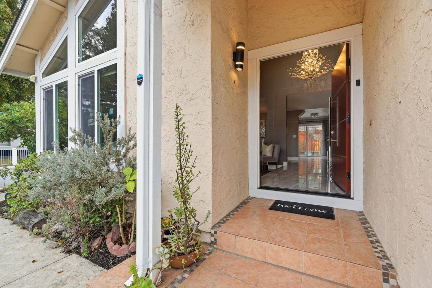 4802 Rio Vista Avenue San Jose, CA 95129 - Photo 4 of 45