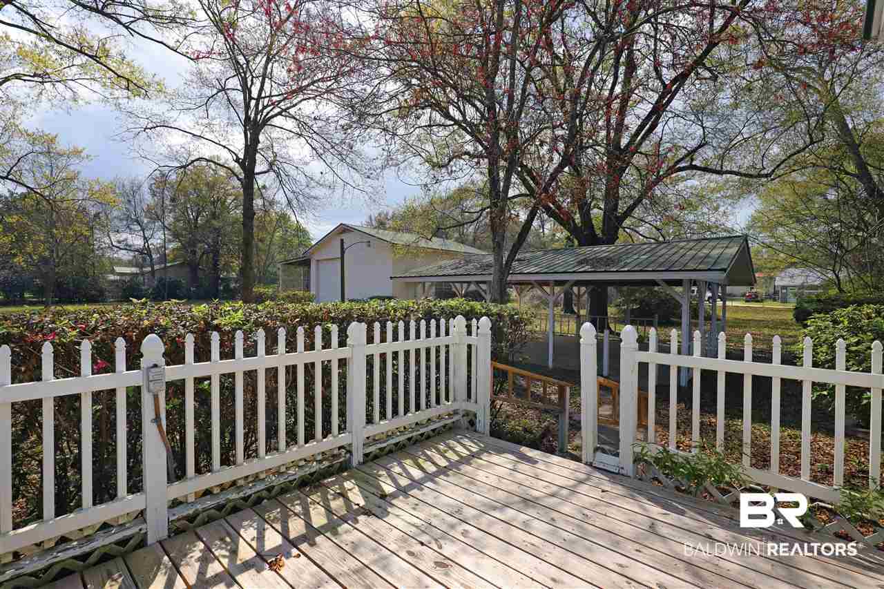 5839 Nevius Road Mobile, AL 36619 - Photo 15 of 28 Back Deck