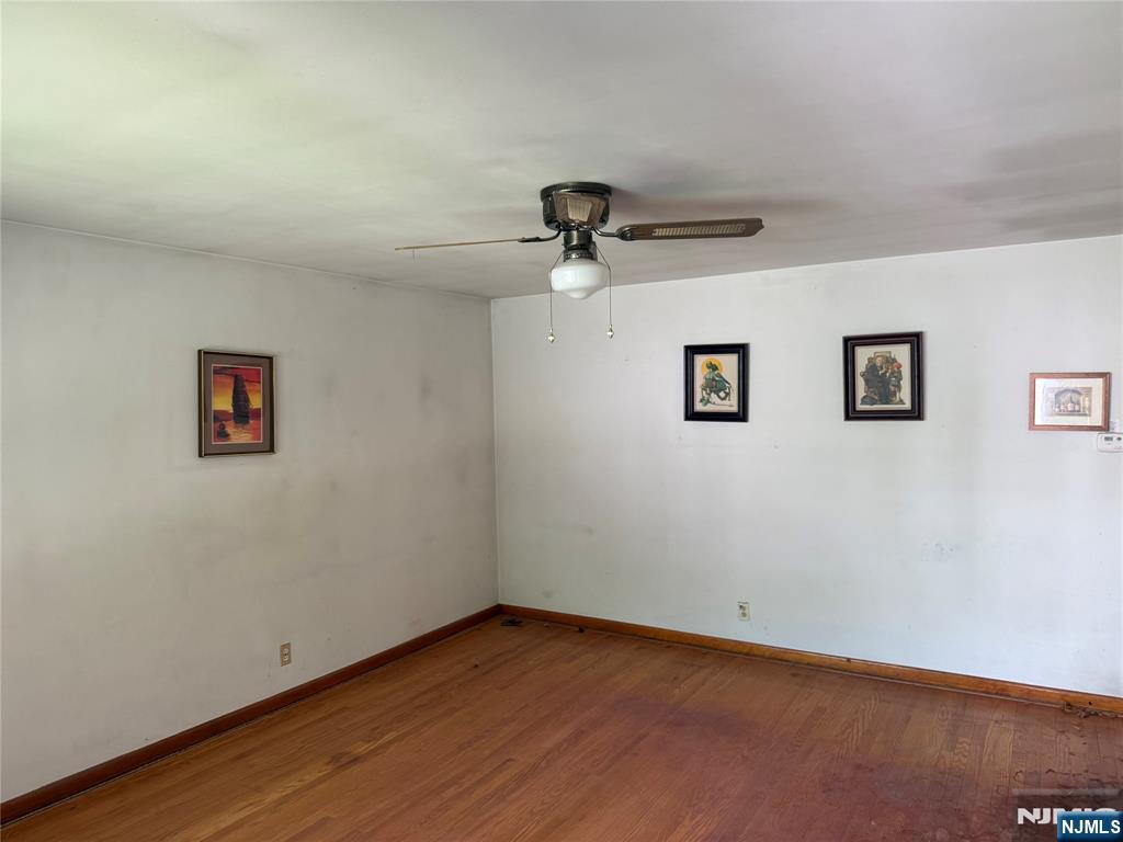301 Valley Road Clifton, NJ 07013 - Photo 5 of 27