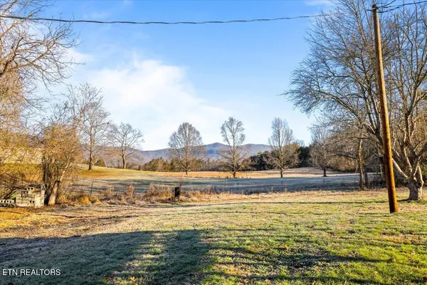 $279,900 | 170 Bow Point Road, La Follette, TN 37766