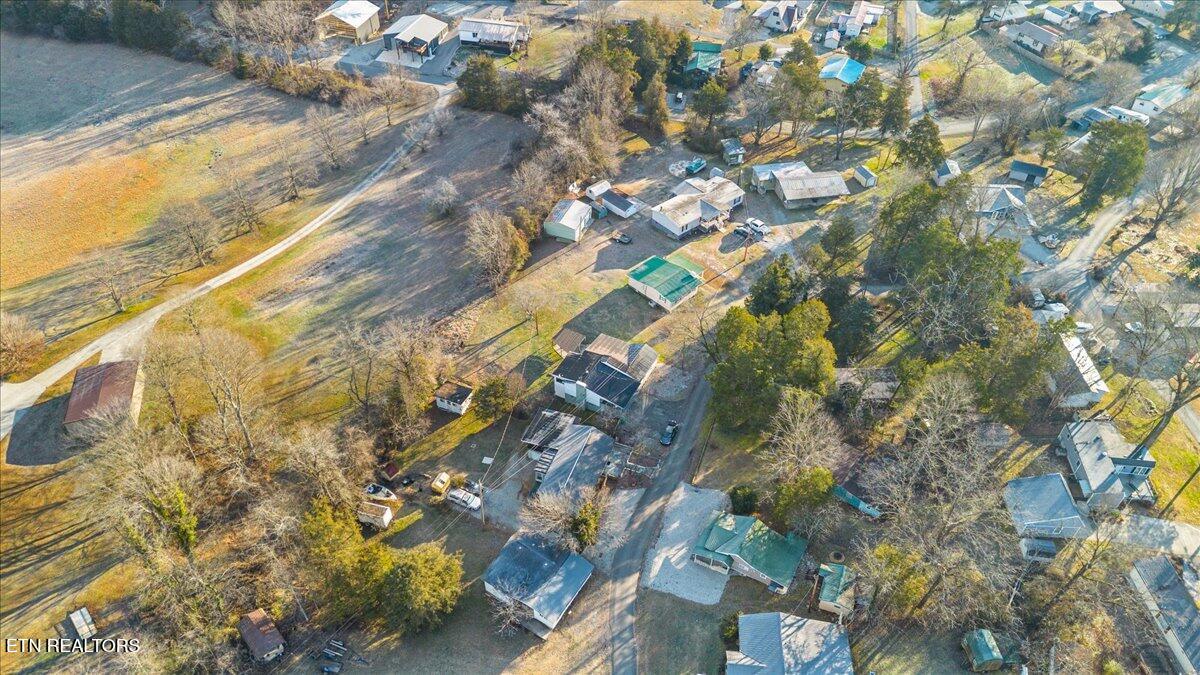 170 Bow Point Road La Follette, TN 37766 - Photo 37 of 38 35