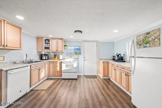 $285,000 | 170 Bow Point Road, La Follette, TN 37766