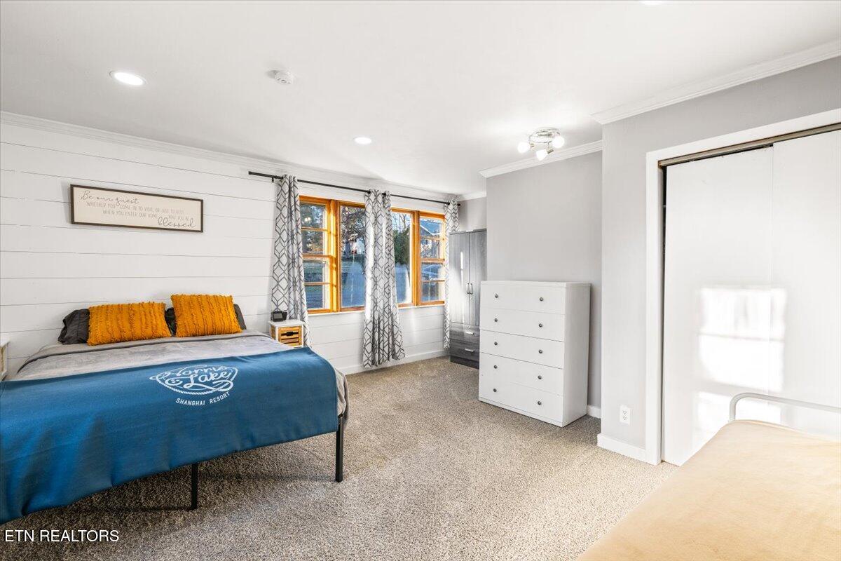 170 Bow Point Road La Follette, TN 37766 - Photo 5 of 38 5