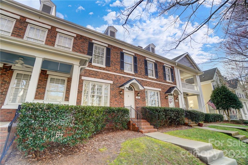 292 Elis Way Fort Mill, SC 29708 - Photo 2 of 22 front view of a building