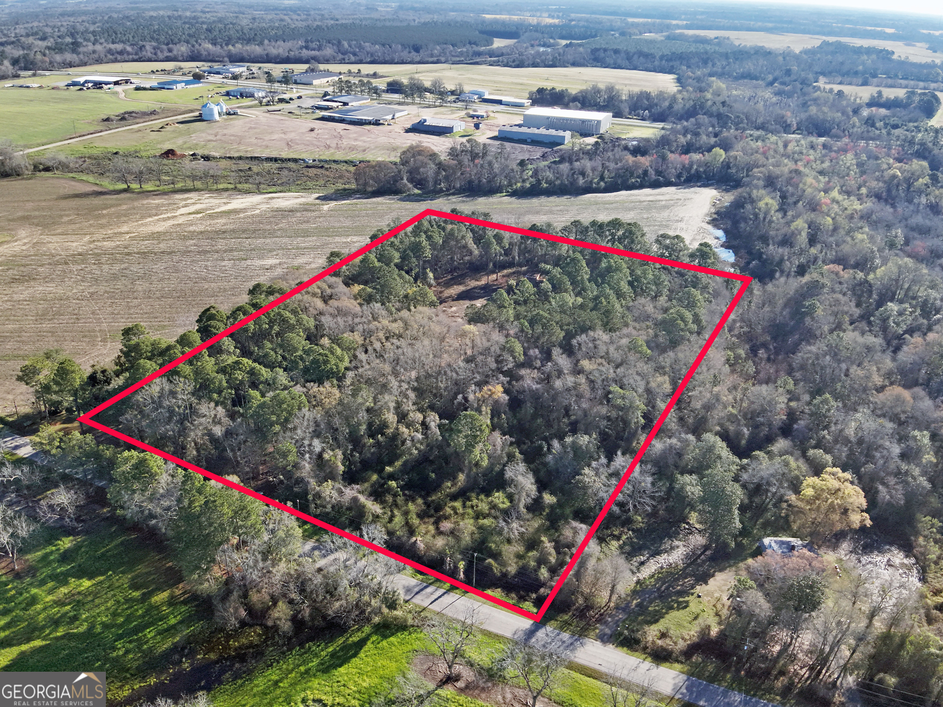 a view of a outdoor space