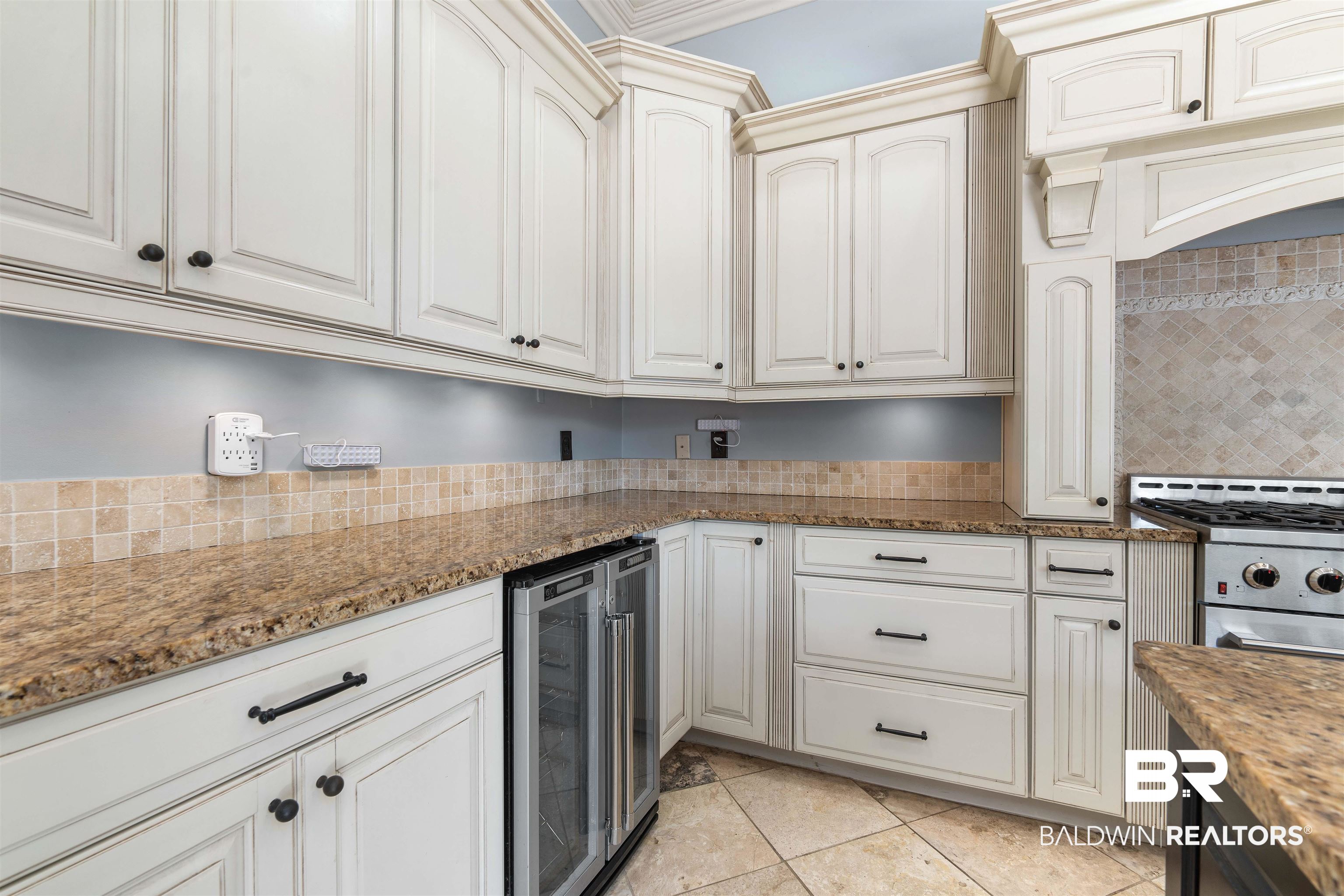 207 Dexter Avenue Mobile, AL 36604 - Photo 15 of 22