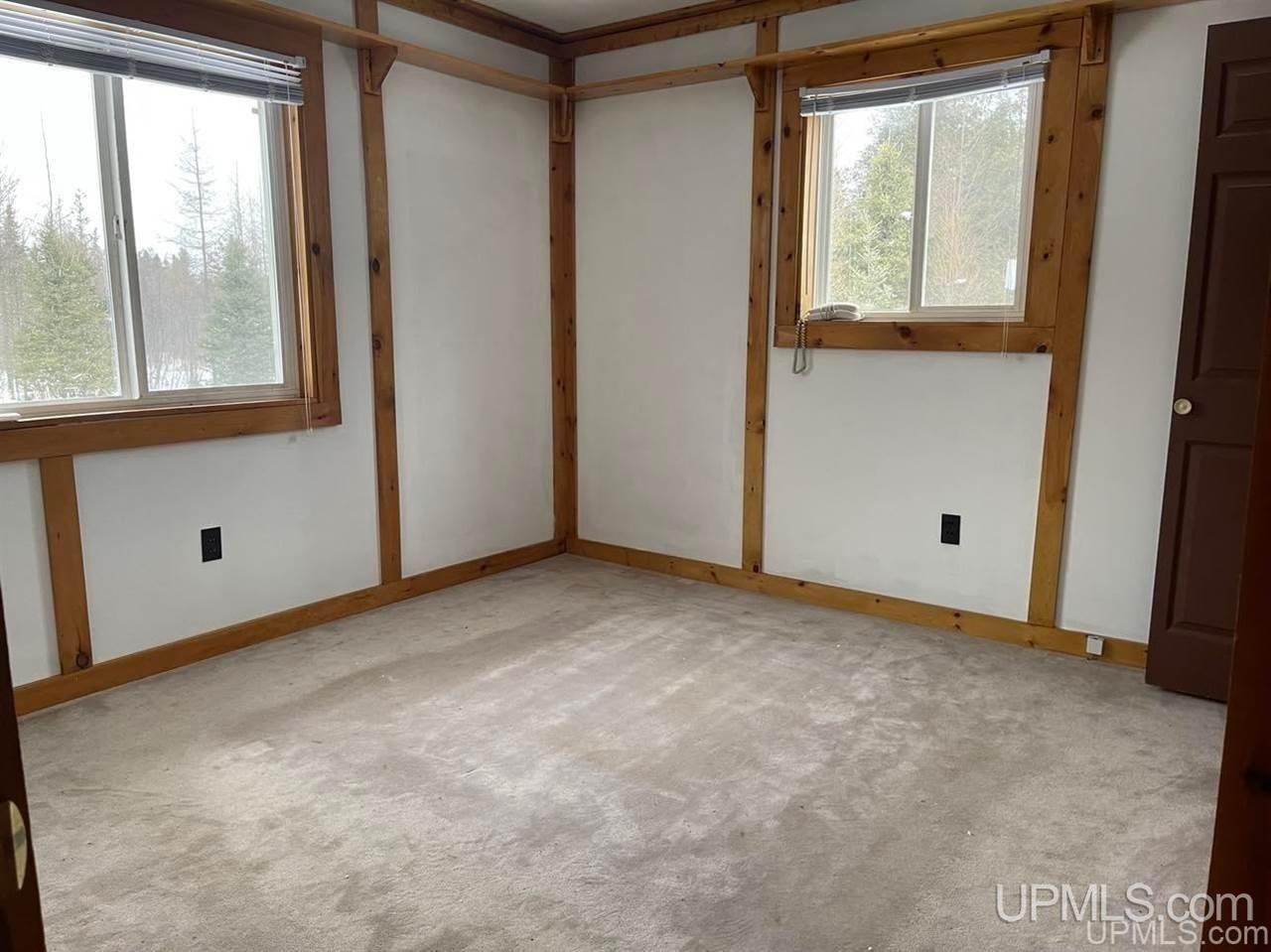 5959 North County Line Road Foster City, MI 49834 - Photo 3 of 19