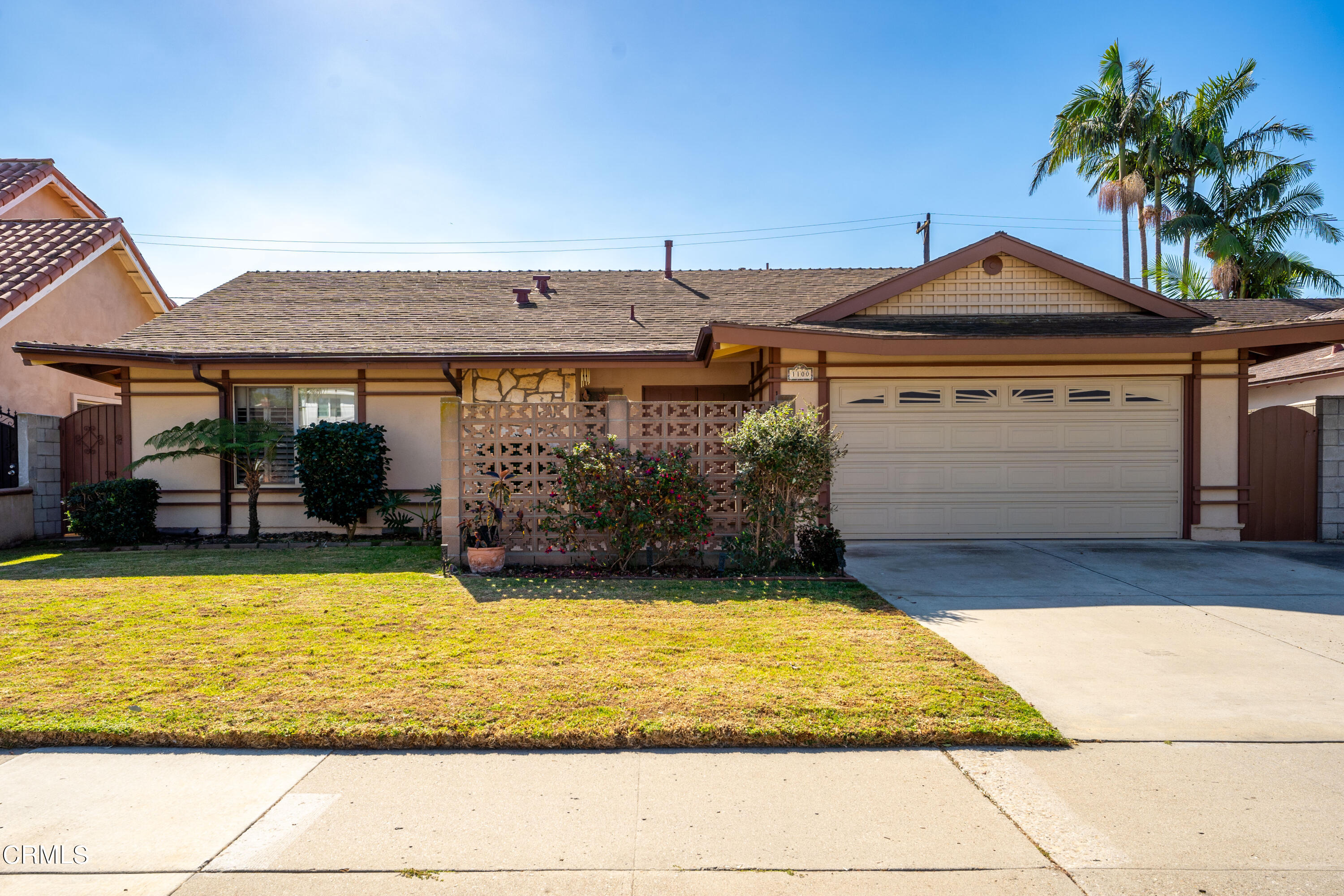 a view of a house with swimming pool