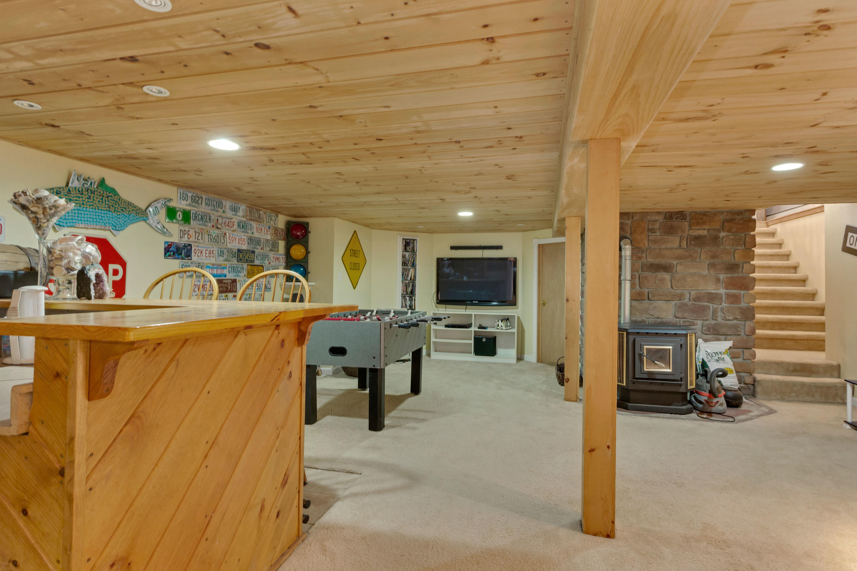 189 Highland Drive Centerville, MA 02632 - Photo 24 of 39 a view of a room with gym equipment