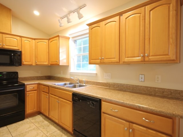 3553 Rosemont Ridge Road Tallahassee, FL 32312 - Photo 5 of 36 Gallery Image 5