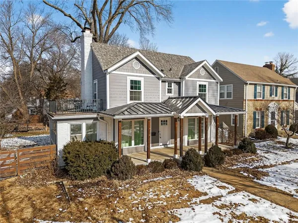 $449,000 | 1124 West 77th Street, Kansas City, MO 64114