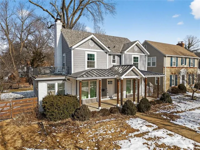 $470,000 | 1124 West 77th Street, Kansas City, MO 64114