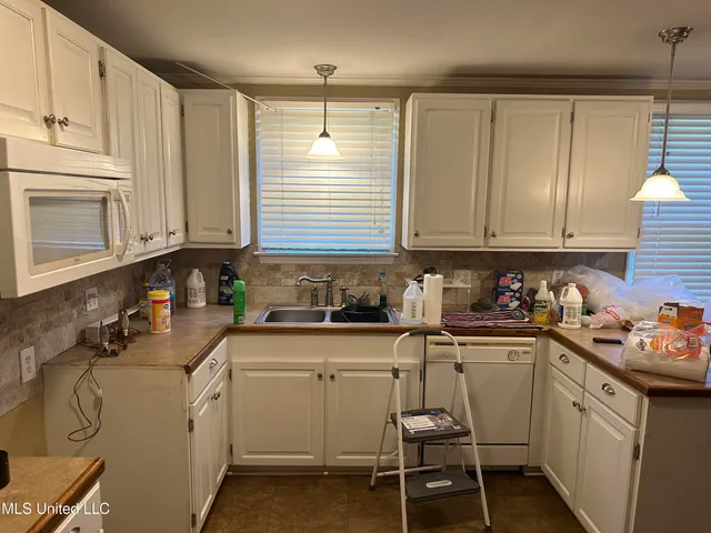 $105,000 | 12 Foster Mound Road, Natchez, MS 39120