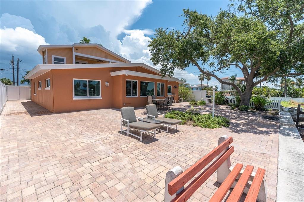 16102 4th Street East Redington Beach, FL 33708 - Photo 49 of 60