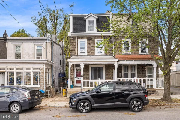 $2,600 | 345 West Mt Pleasant Avenue, Philadelphia, PA 19119