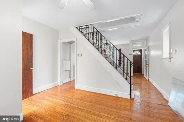 $2,600 | 345 West Mt Pleasant Avenue, Philadelphia, PA 19119