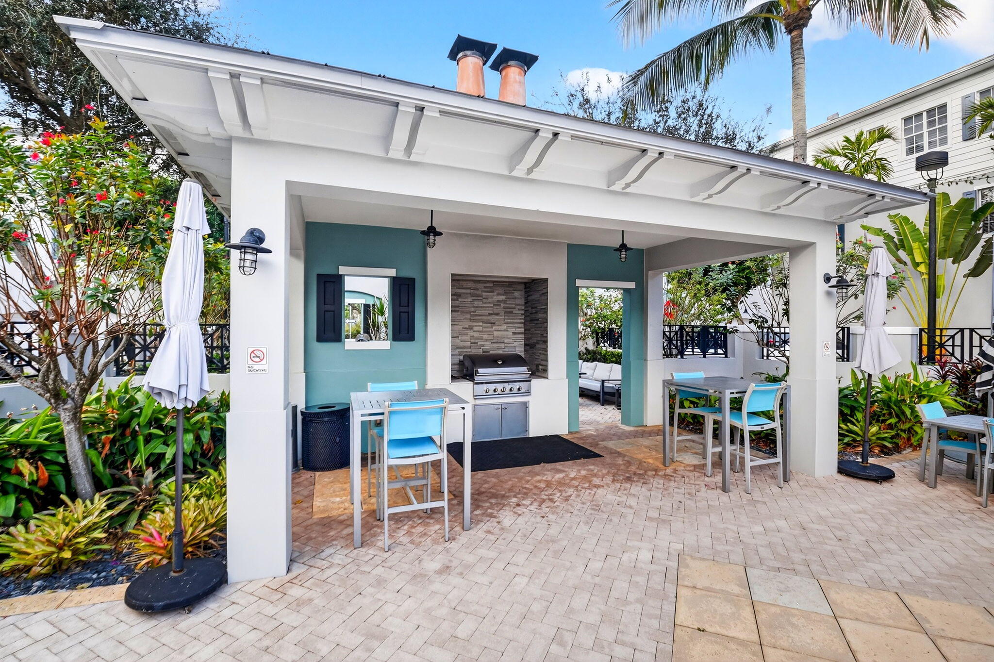 369 West Mallory Circle Delray Beach, FL 33483 - Photo 30 of 32 BBQ