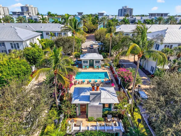 $1,100,000 | 369 West Mallory Circle, Delray Beach, FL 33483