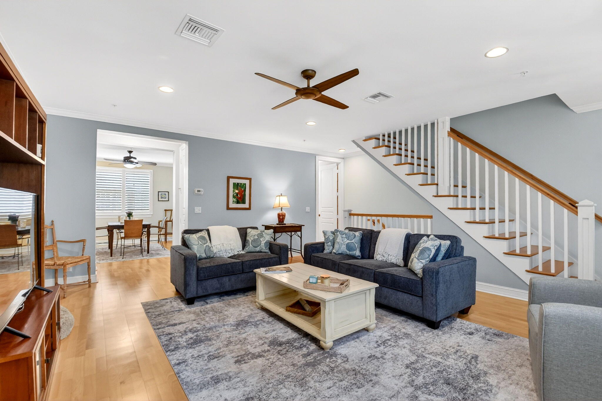 369 West Mallory Circle Delray Beach, FL 33483 - Photo 5 of 32 FAMILY ROOM